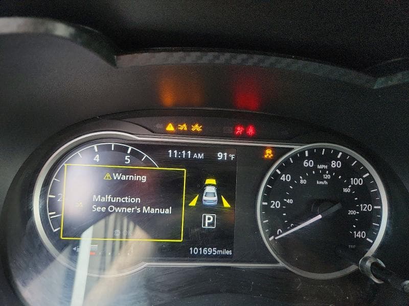 2021 NISSAN VERSA SV 9