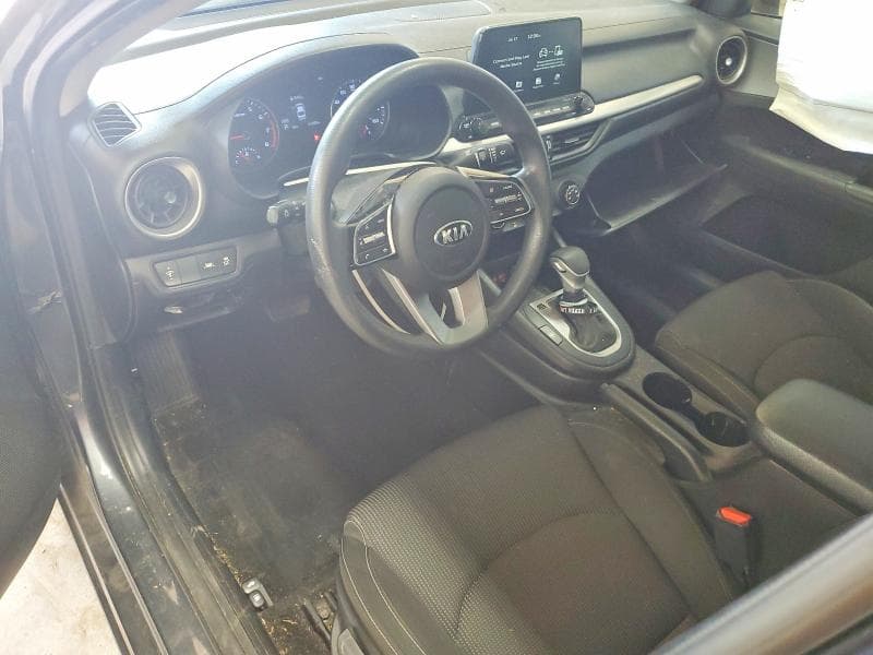 2021 KIA FORTE LXS 8