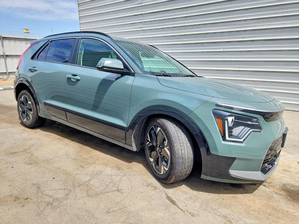 2023 KIA NIRO WIND 4