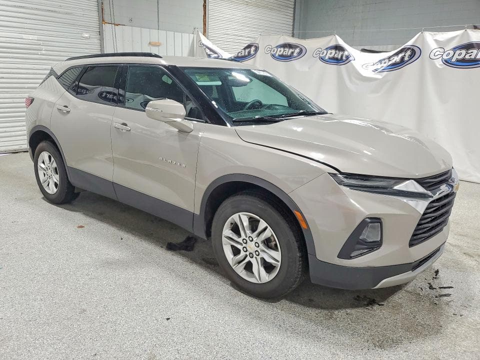 2021 CHEVROLET BLAZER 2LT 4