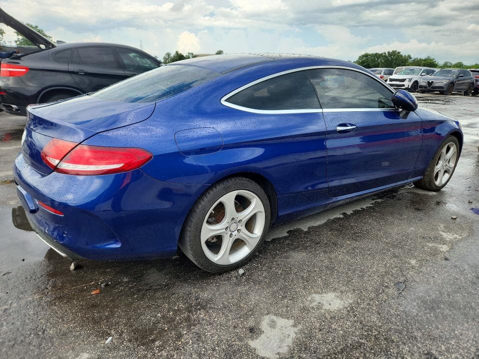 2017 MERCEDES-BENZ C 300 3