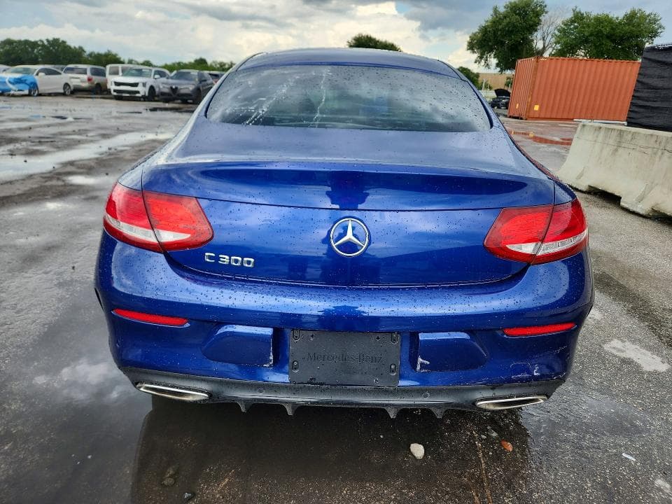 2017 MERCEDES-BENZ C 300 6