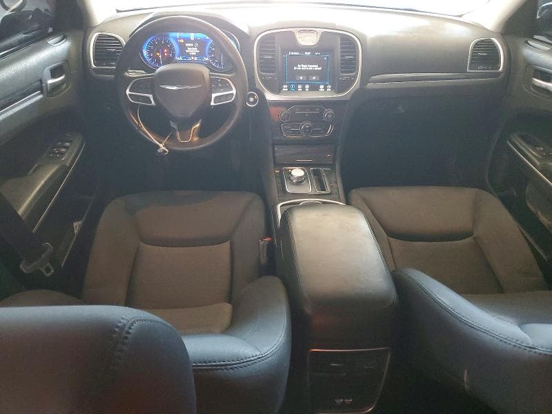 2020 CHRYSLER 300 TOURING 8