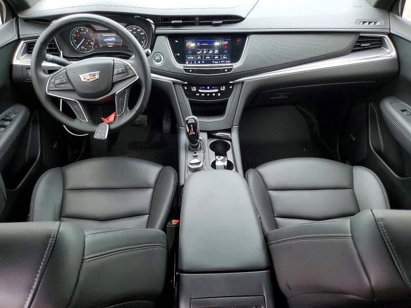 2025 CADILLAC XT5 LUXURY 8