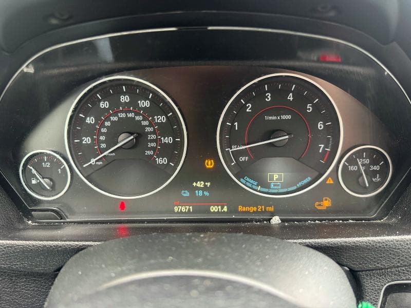 2018 BMW 330E 8