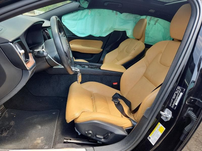 2019 VOLVO S60 T6 INSCRIPTION 7