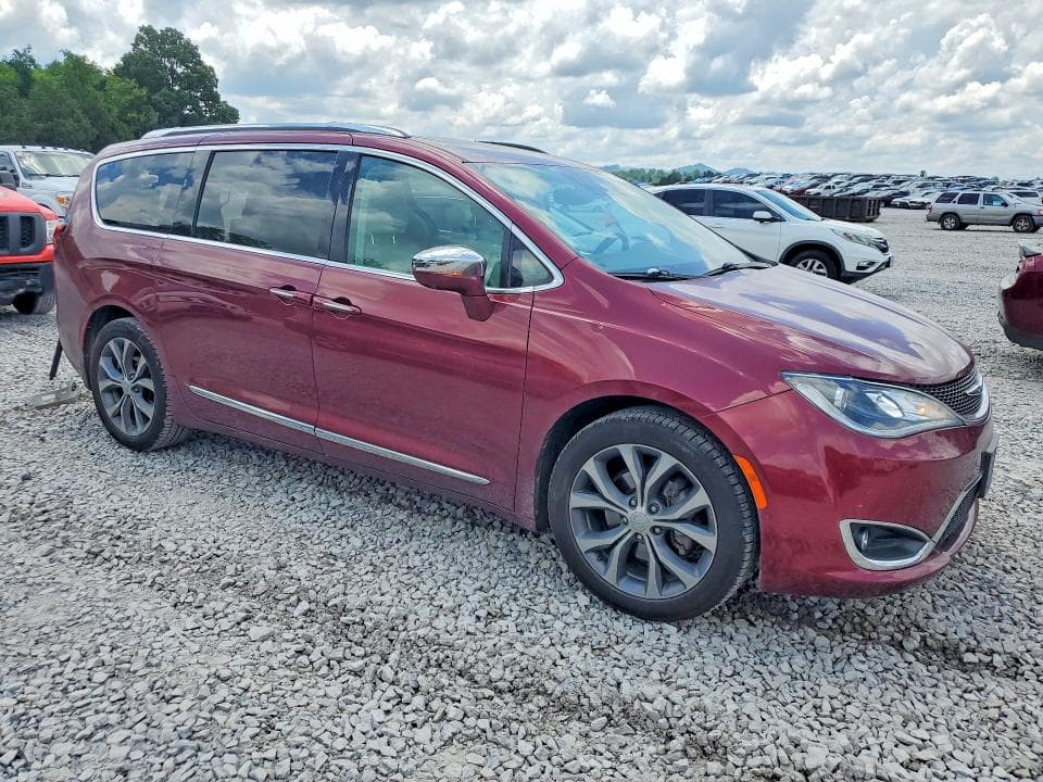2017 CHRYSLER PACIFICA LIMITED 4