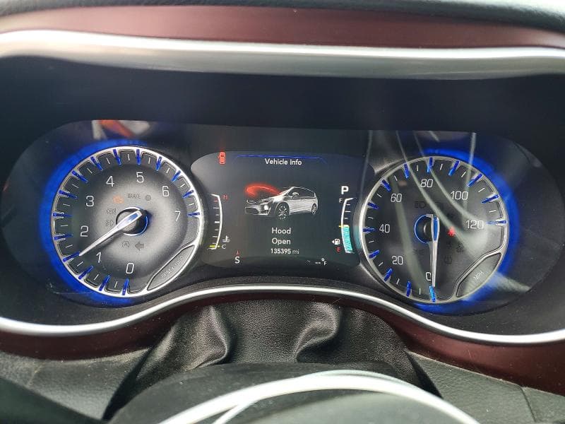 2017 CHRYSLER PACIFICA LIMITED 9
