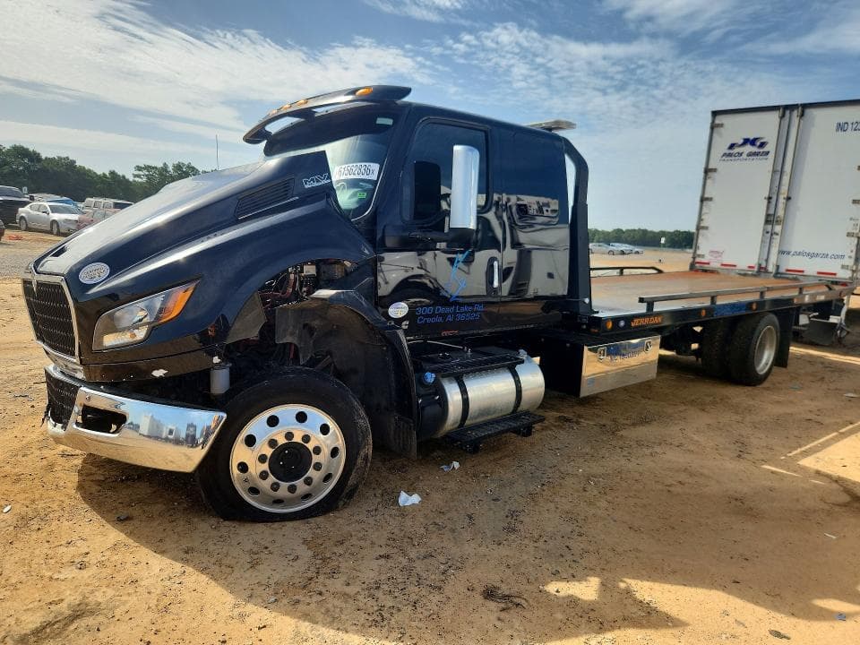 2025 INTERNATIONAL MV607 - DELIVERY TRUCK