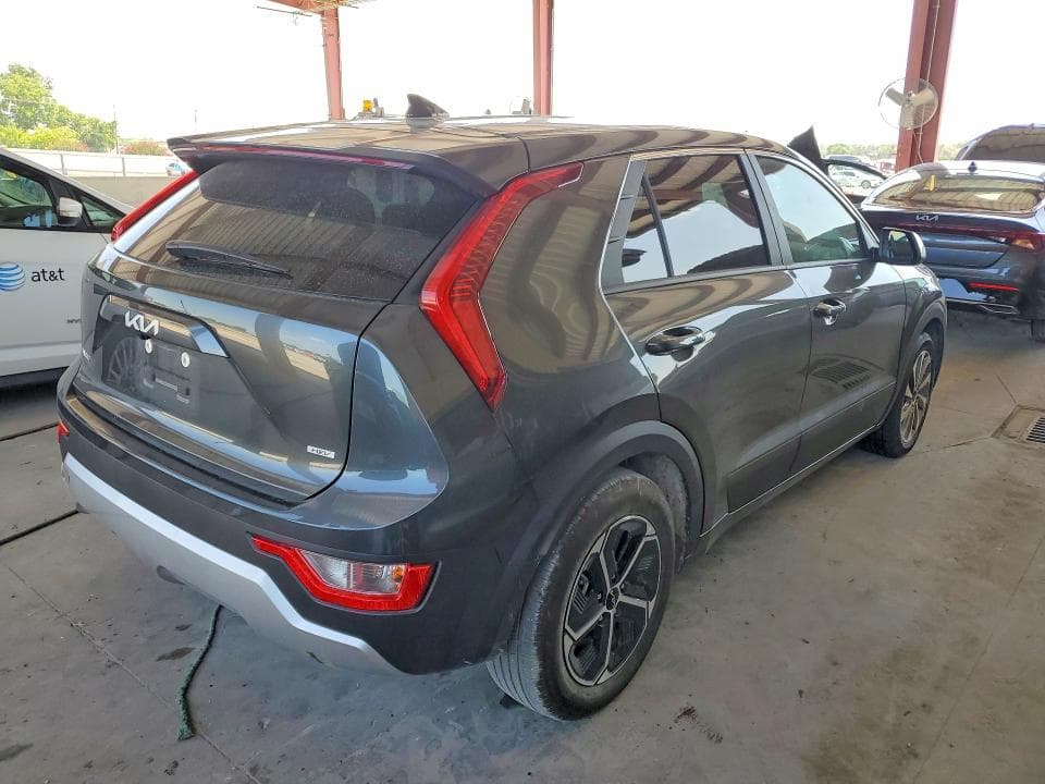 2026 KIA NIRO LX 3