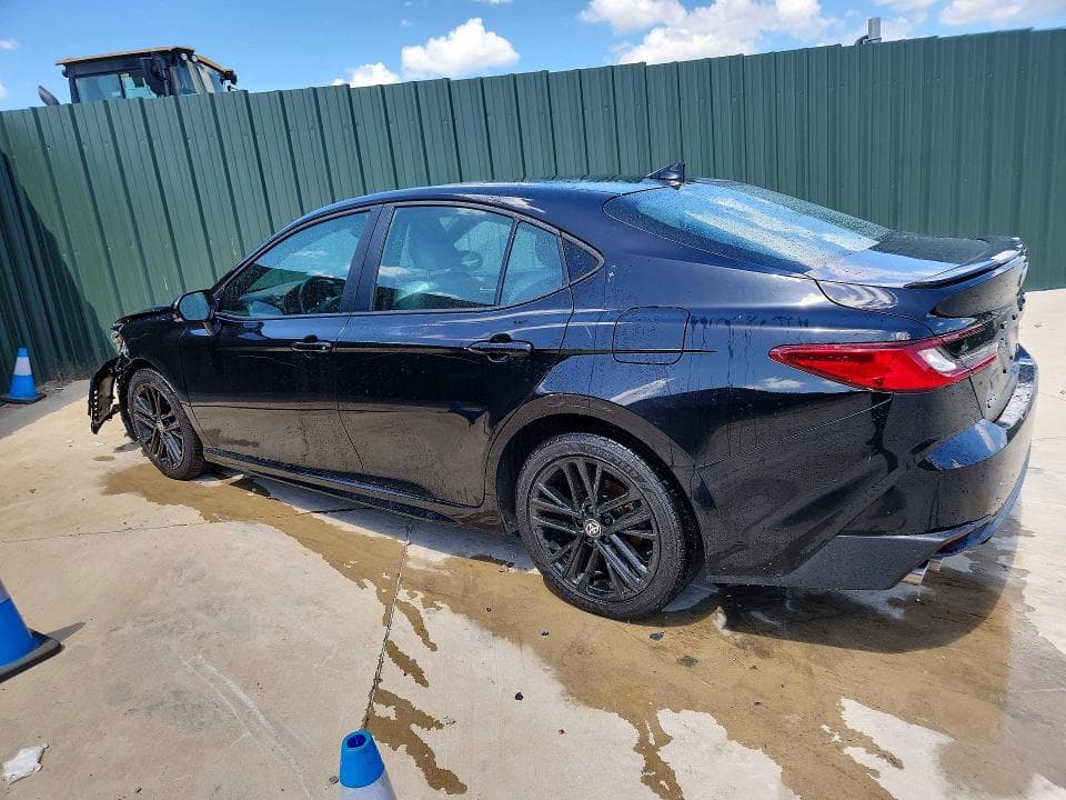2025 TOYOTA CAMRY SE 2