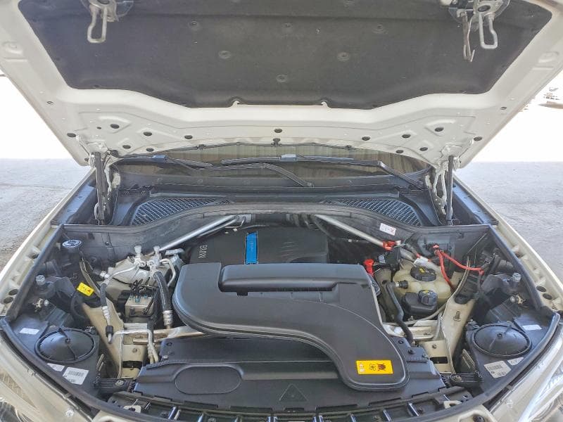2018 BMW X5 XDR40E 11