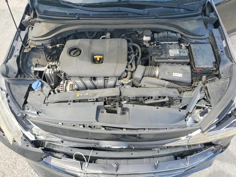 2019 HYUNDAI ELANTRA SE 11