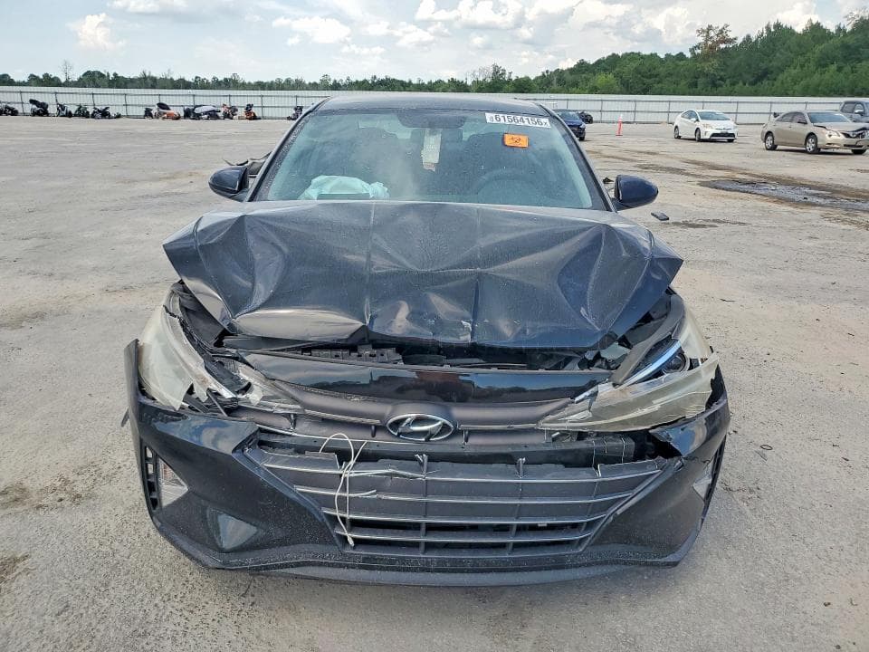 2019 HYUNDAI ELANTRA SE 5