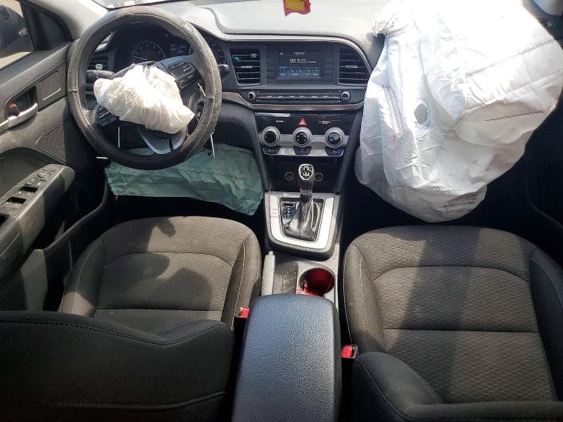2019 HYUNDAI ELANTRA SE 8