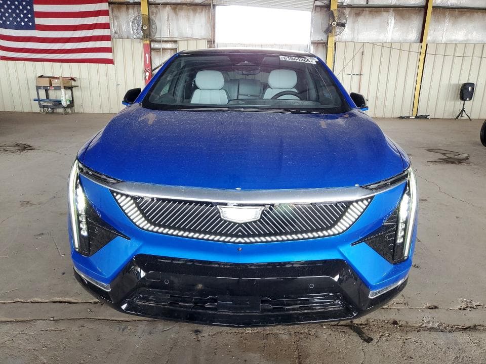 2026 CADILLAC OPTIQ LUXURY 5