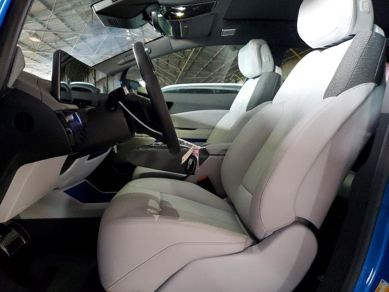 2026 CADILLAC OPTIQ LUXURY 7