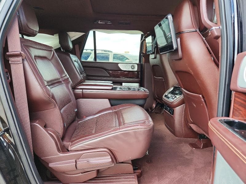 2018 LINCOLN NAVIGATOR L BLACK LABEL 11