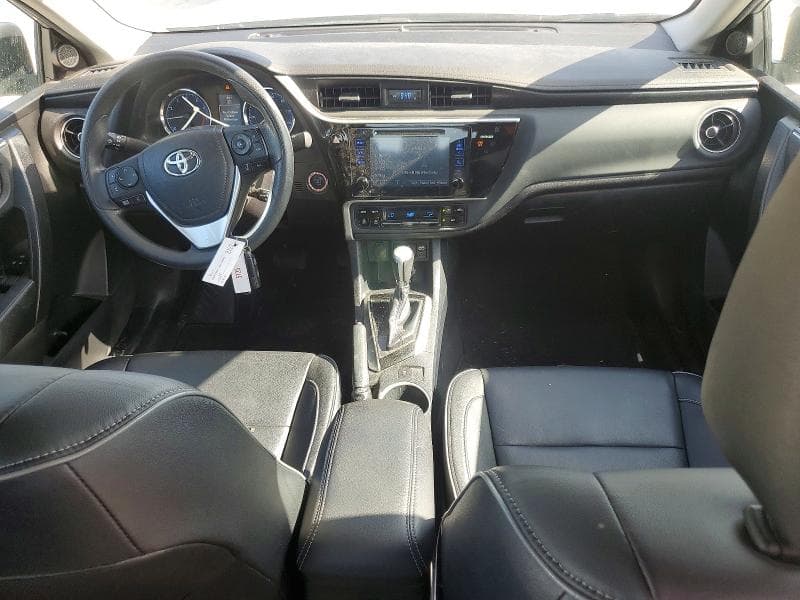 2017 TOYOTA COROLLA XLE 8