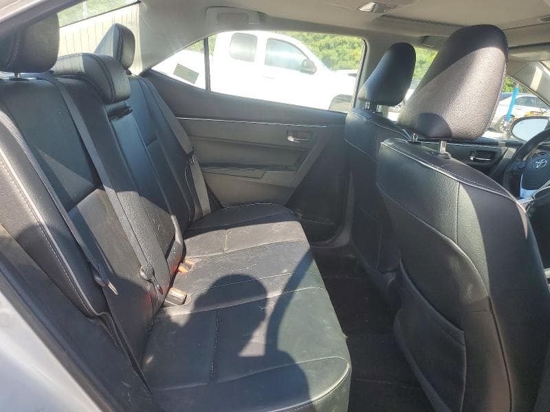 2017 TOYOTA COROLLA XLE 10