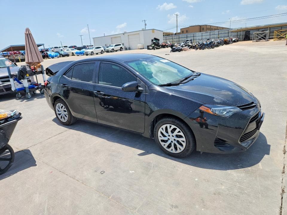 2019 TOYOTA COROLLA LE 4