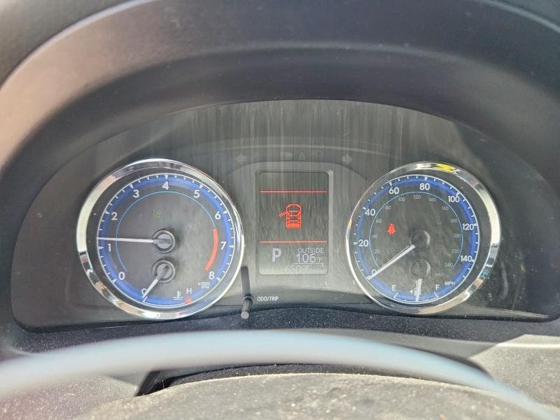 2019 TOYOTA COROLLA LE 9