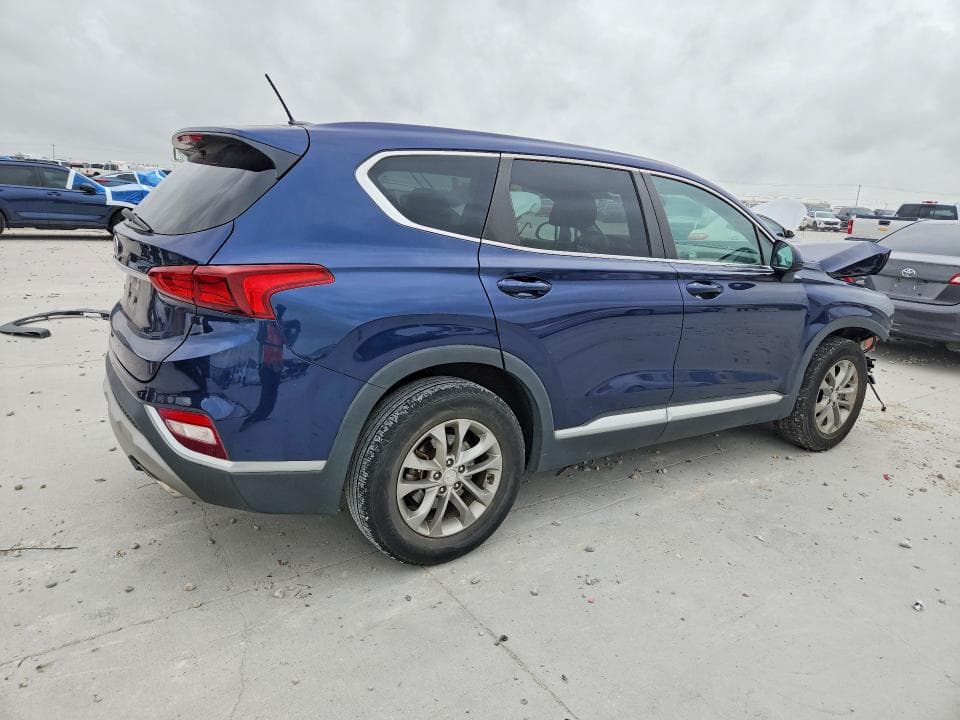 2019 HYUNDAI SANTA FE SE 3