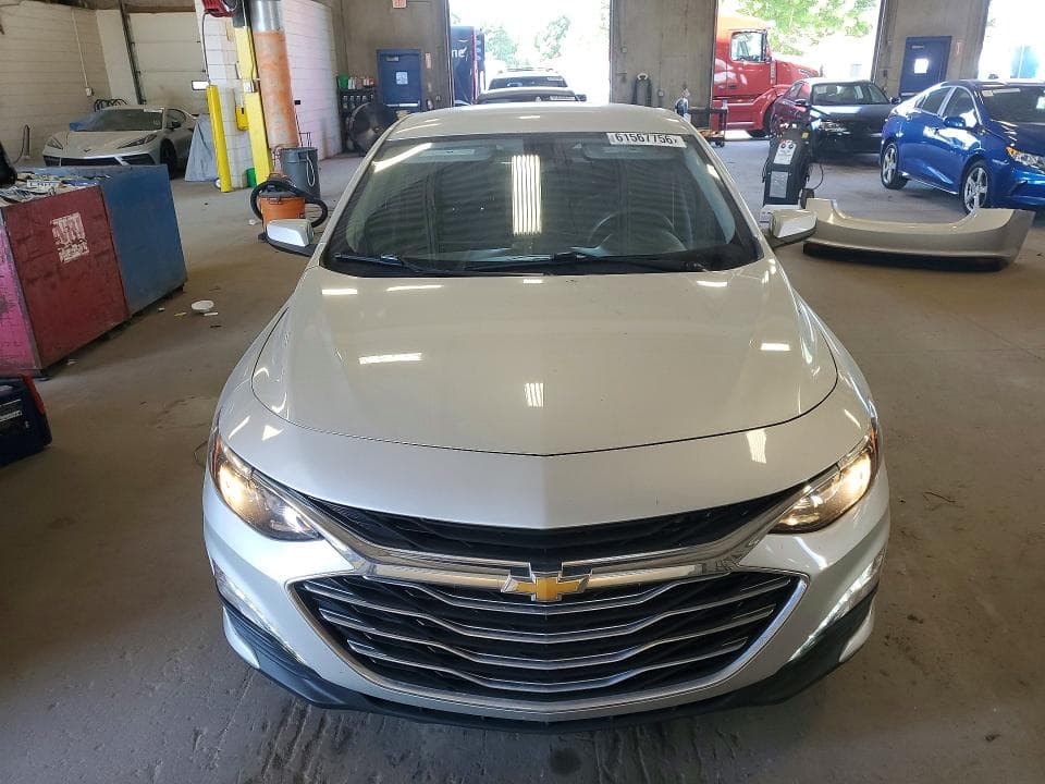 2022 CHEVROLET MALIBU LT LT 5