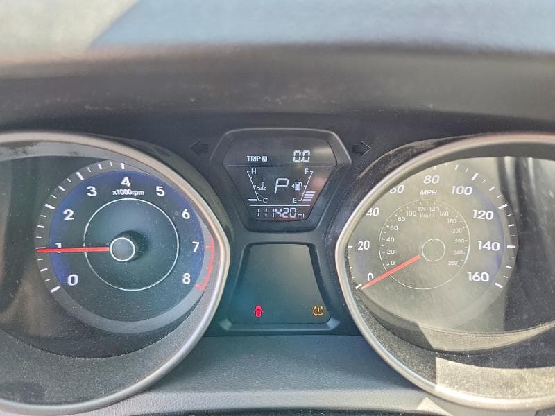 2016 HYUNDAI ELANTRA SE 9