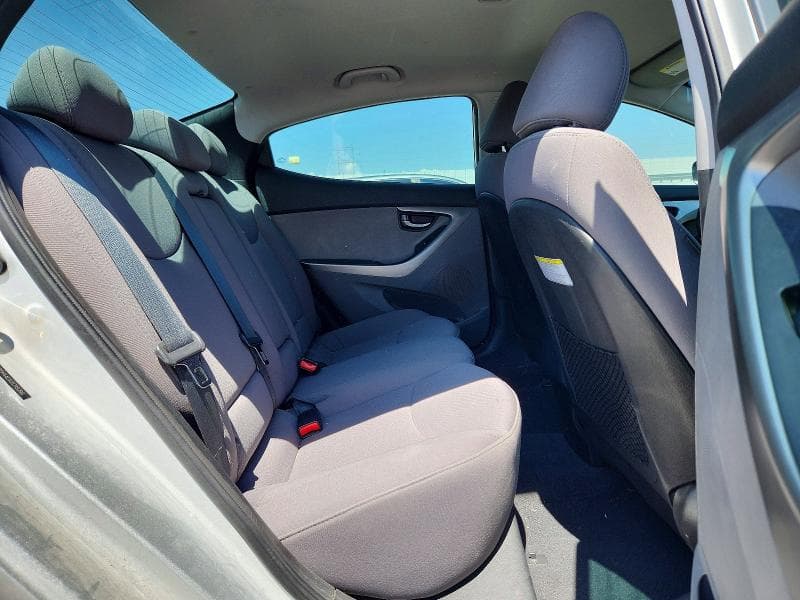 2016 HYUNDAI ELANTRA SE 10