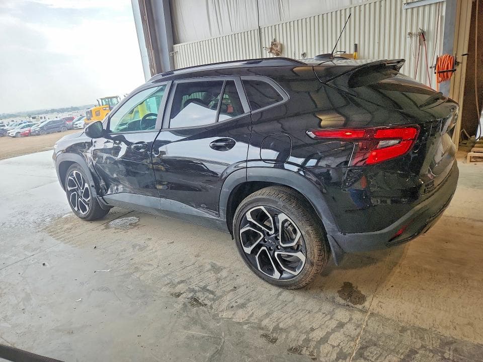2025 CHEVROLET TRAX 2RS 2