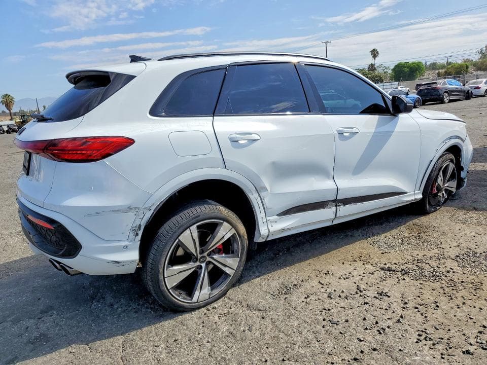 2025 AUDI SQ5 PRESTIGE 3