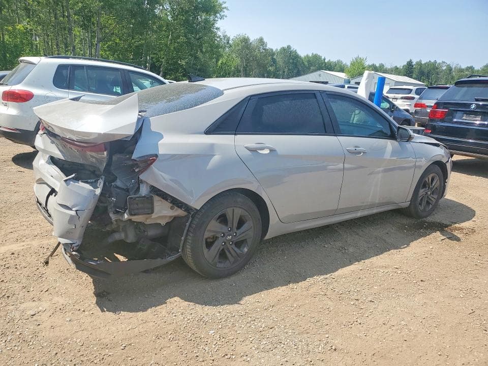 2021 HYUNDAI ELANTRA SEL 3
