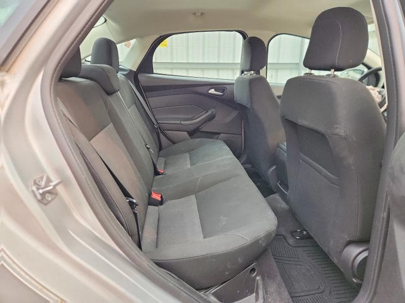 2018 FORD FOCUS SE 10