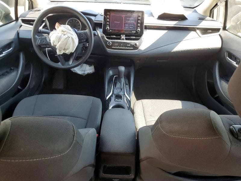 2021 TOYOTA COROLLA LE 8