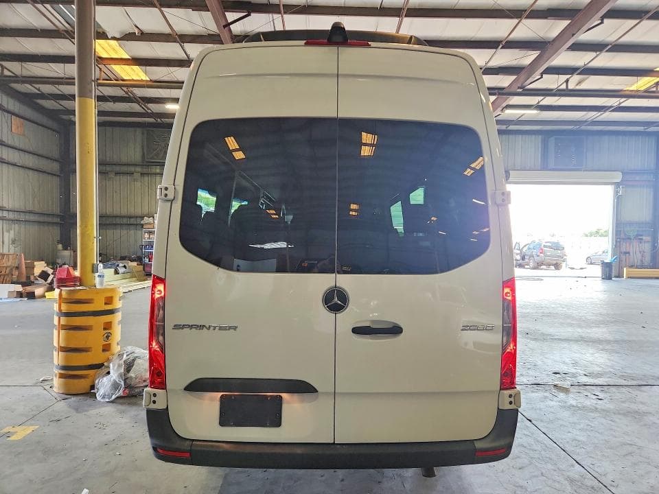 2025 MERCEDES-BENZ SPRINTER 2500 6