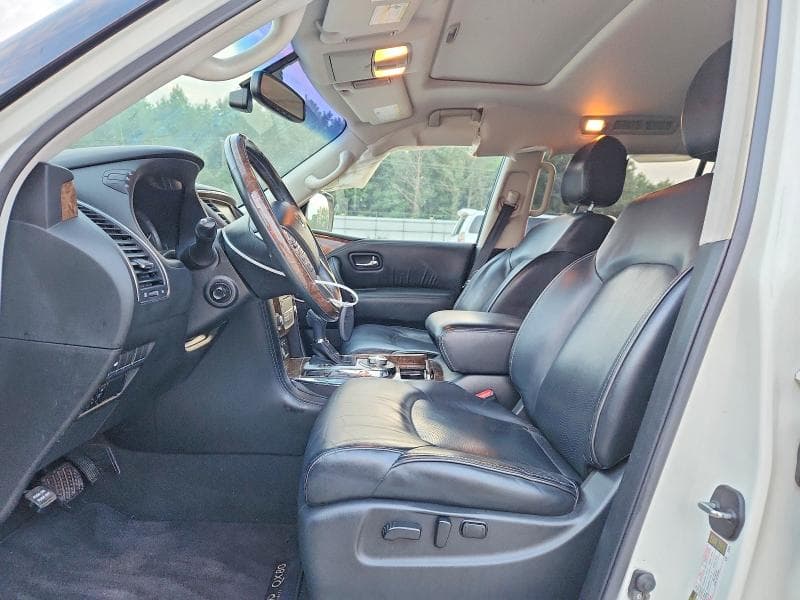 2017 INFINITI QX80 BASE 7