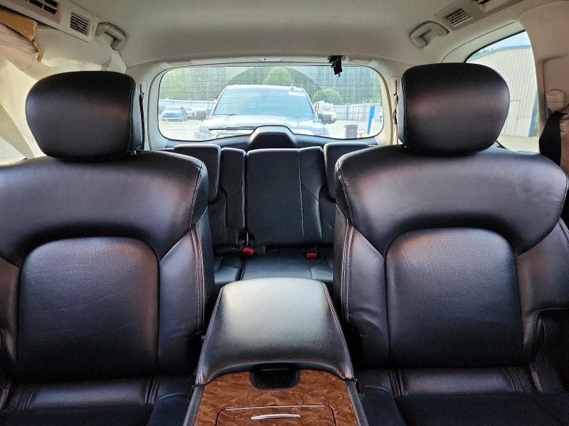 2017 INFINITI QX80 BASE 10