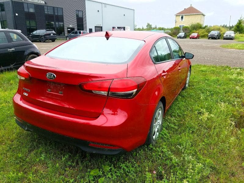 2017 KIA FORTE LX 3