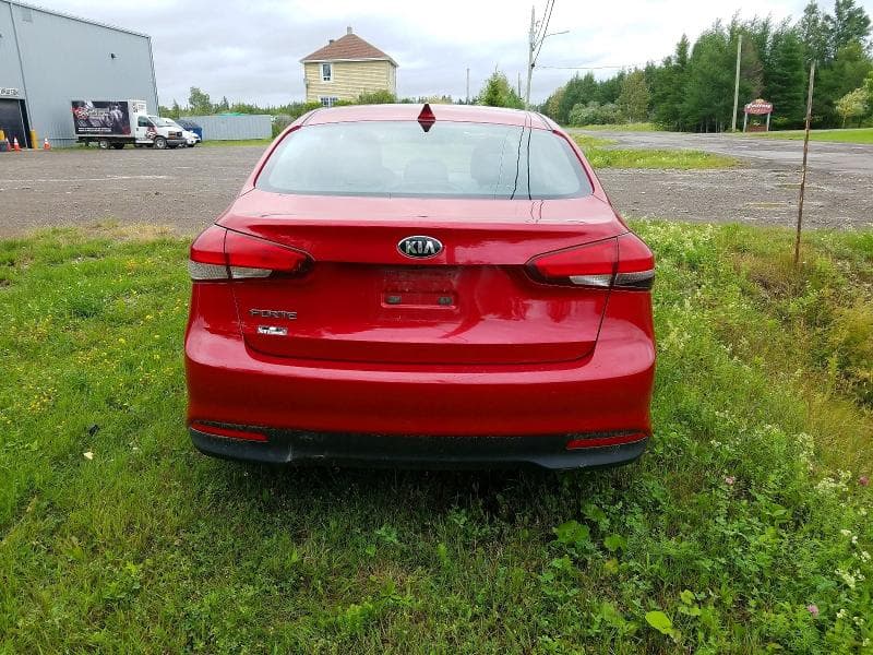 2017 KIA FORTE LX 6