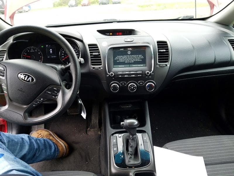 2017 KIA FORTE LX 8