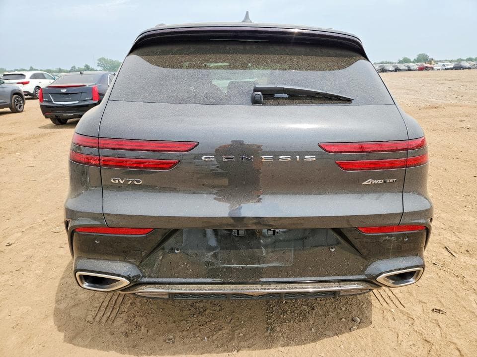 2026 GENESIS GV70 SPORT PRESTIGE 5