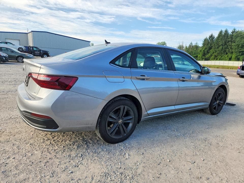 2023 VOLKSWAGEN JETTA SE 3