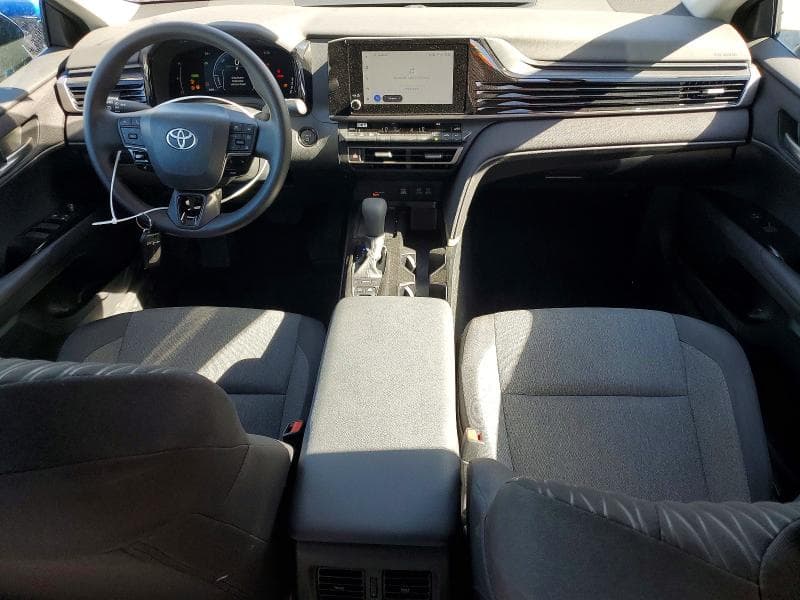 2026 TOYOTA CAMRY LE 8