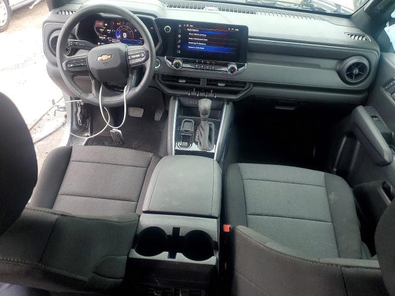 2025 CHEVROLET COLORADO 8