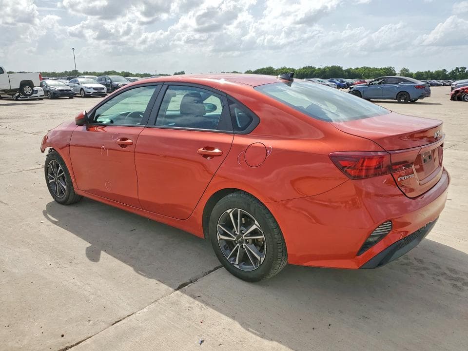 2023 KIA FORTE LXS 2
