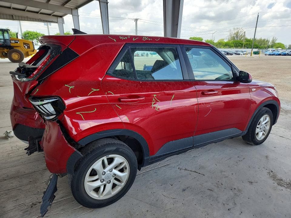 2021 HYUNDAI VENUE SE 3