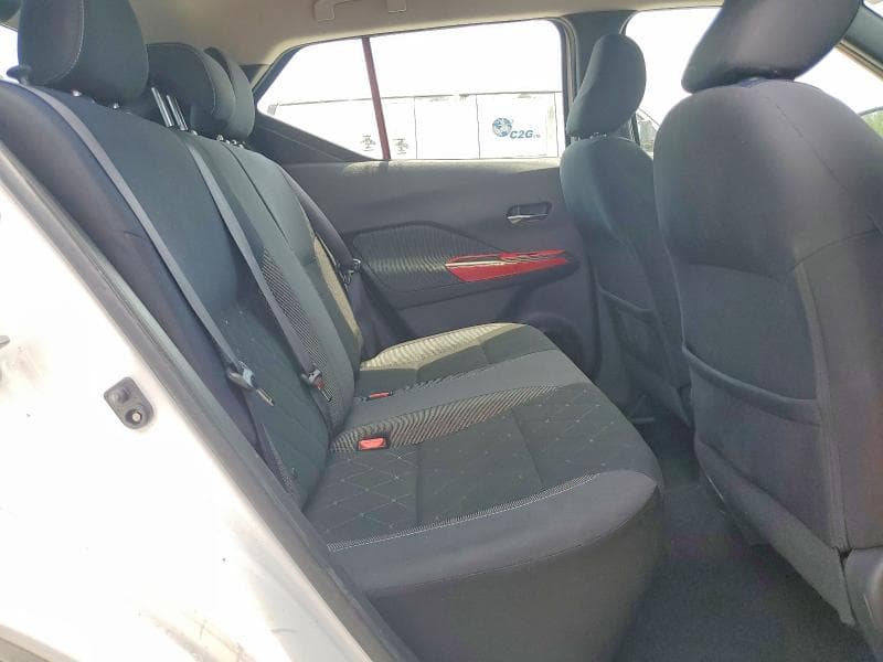 2019 NISSAN KICKS SV 11