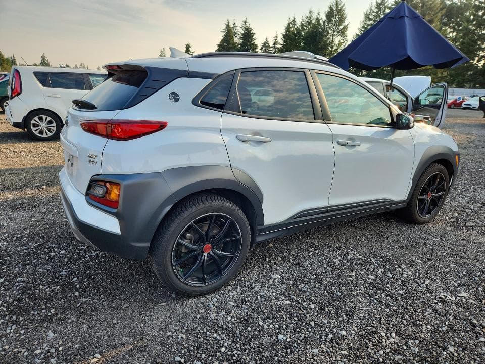 2021 HYUNDAI KONA NIGHT 3