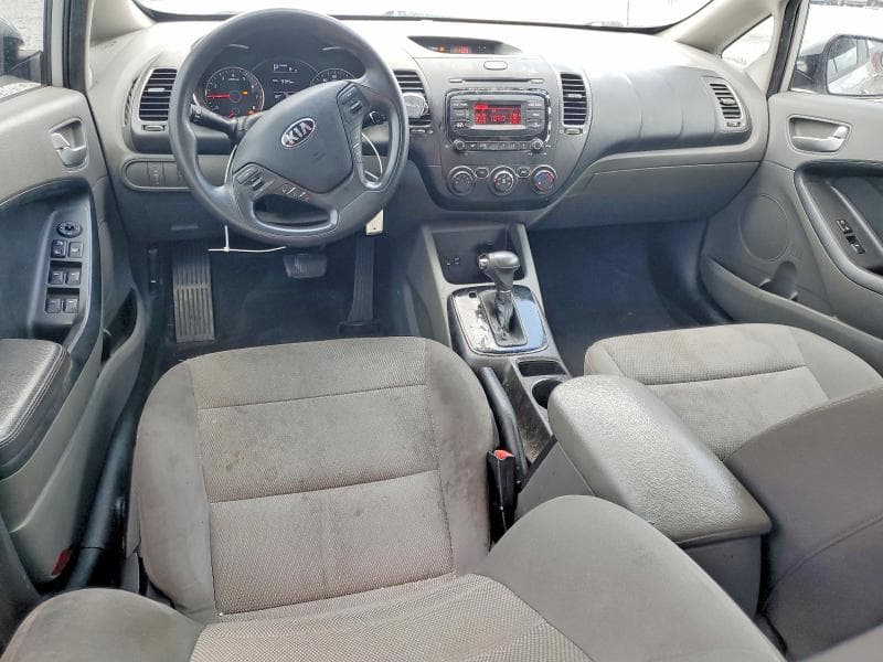 2017 KIA FORTE LX 8